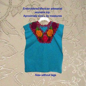 Embroidered  womens  size L blouse color teal short cap sleeves NWOT